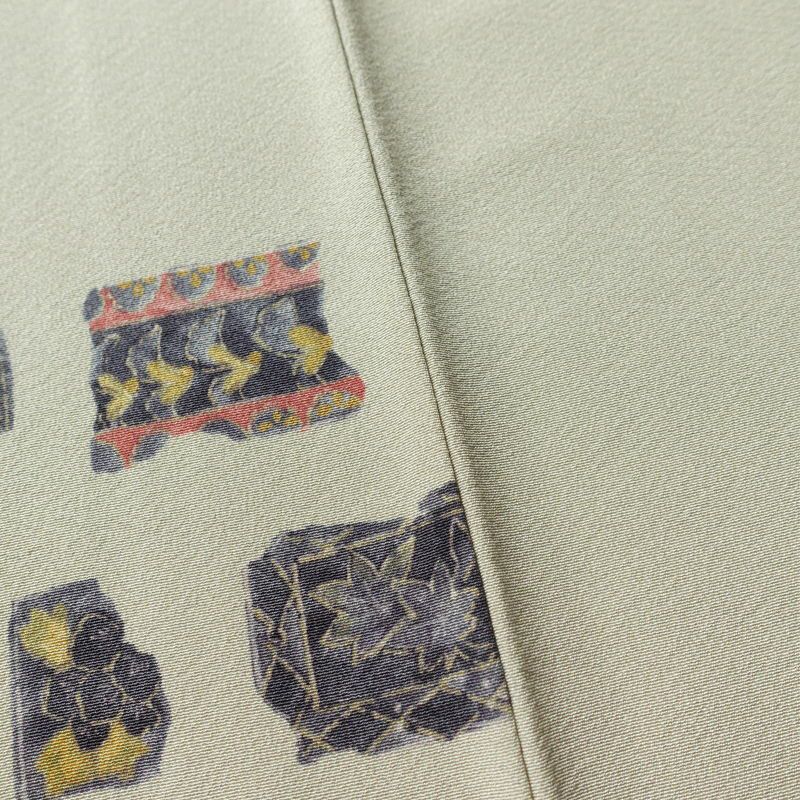 小紋 縮緬 正絹 幾何学柄・抽象柄 袷仕立て 身丈165cm 裄丈66cm 着物 グレー_画像10