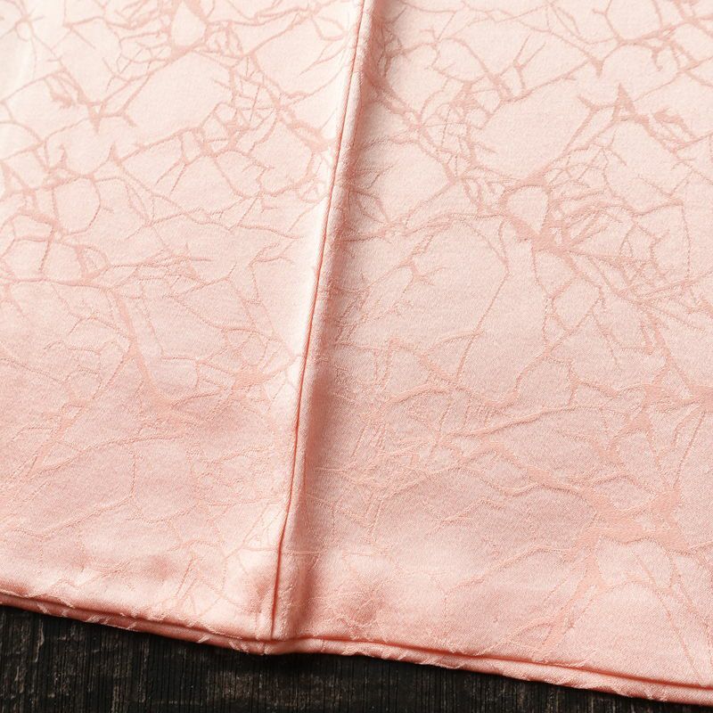 色無地 良品 綸子 一つ紋付き 正絹 幾何学柄・抽象柄 袷仕立て 身丈159.5cm 裄丈63cm 共八掛 フォーマル 着物 ピンク_画像10