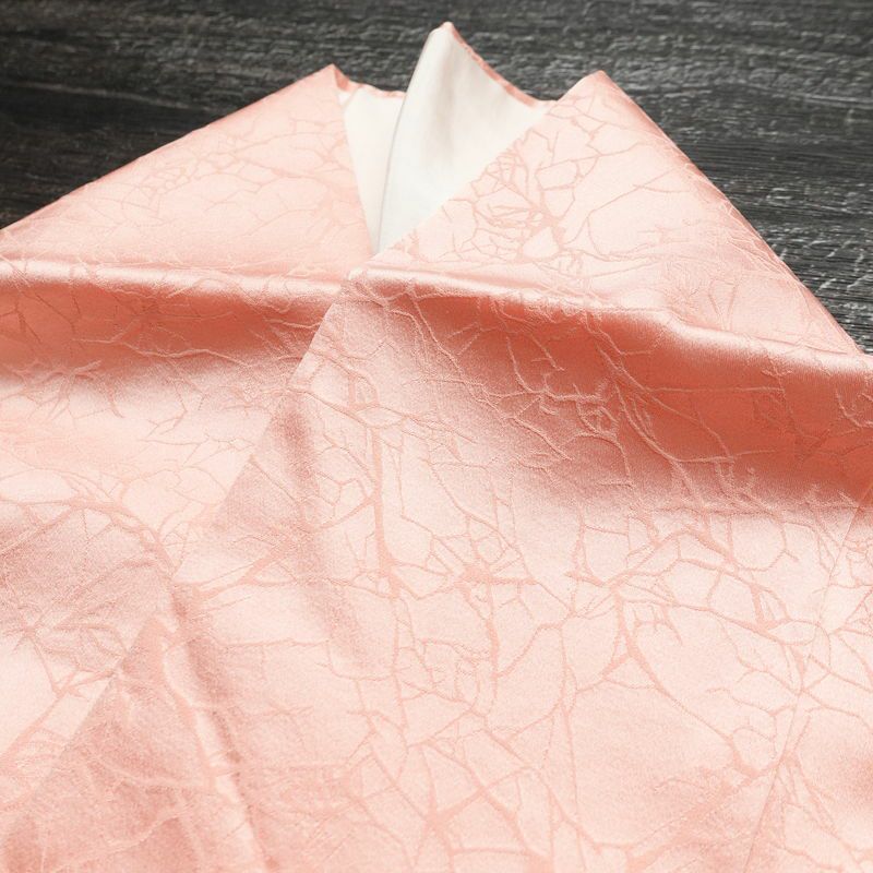 色無地 良品 綸子 一つ紋付き 正絹 幾何学柄・抽象柄 袷仕立て 身丈159.5cm 裄丈63cm 共八掛 フォーマル 着物 ピンク_画像17