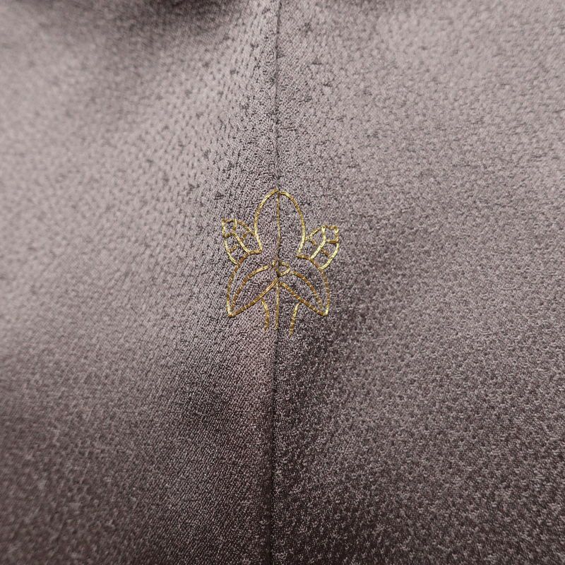 付け下げ 良品 一つ紋付き 正絹 木の葉・植物柄 袷仕立て 身丈154cm 裄丈64cm フォーマル 着物 紫・藤色_画像20