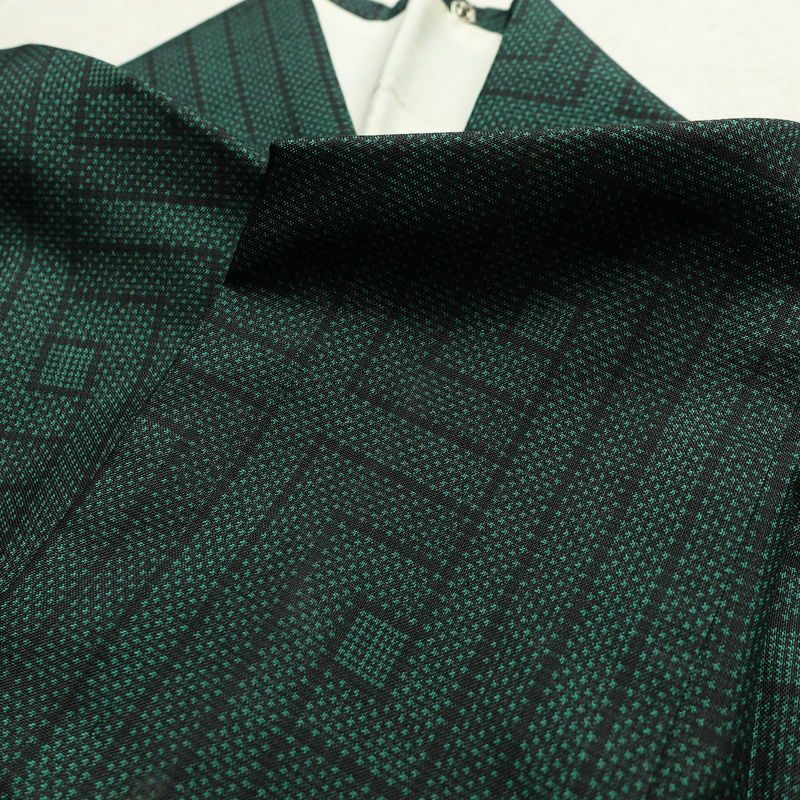 大島紬 正絹 幾何学柄・抽象柄 袷仕立て 身丈162cm 裄丈65.5cm 着物 緑・うぐいす色_画像16