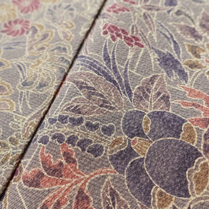 小紋 良品 丹後ちりめん 縮緬 正絹 木の葉・植物柄 袷仕立て 身丈152.5cm 裄丈64.5cm 着物 紫・藤色_画像8