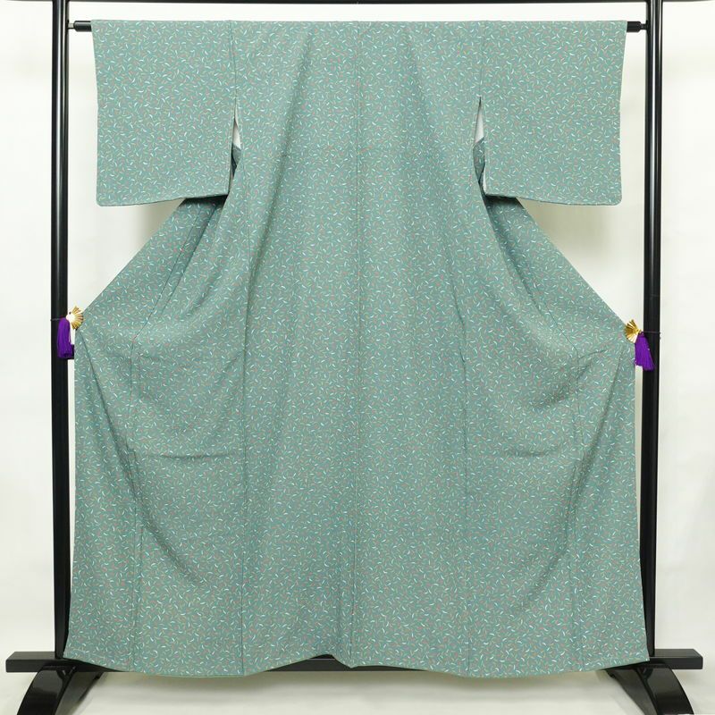 小紋 しつけ糸付き 縮緬 正絹 幾何学柄・抽象柄 袷仕立て 身丈158cm 裄丈64cm 着物 緑・うぐいす色_画像1