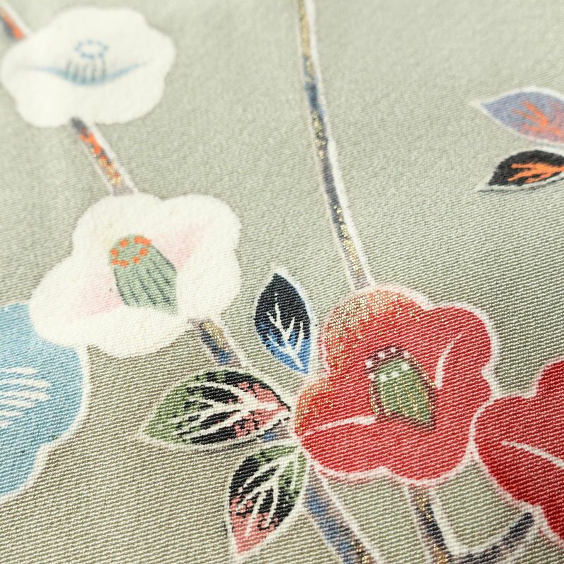 小紋 縮緬 正絹 花柄 袷仕立て 身丈163cm 裄丈67cm 箔 着物 緑・うぐいす色_画像7