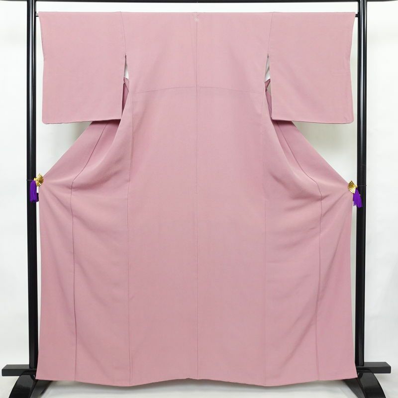 色無地 一つ紋付き 正絹 無地 袷仕立て 身丈161.5cm 裄丈67cm フォーマル 着物 ピンク_画像1