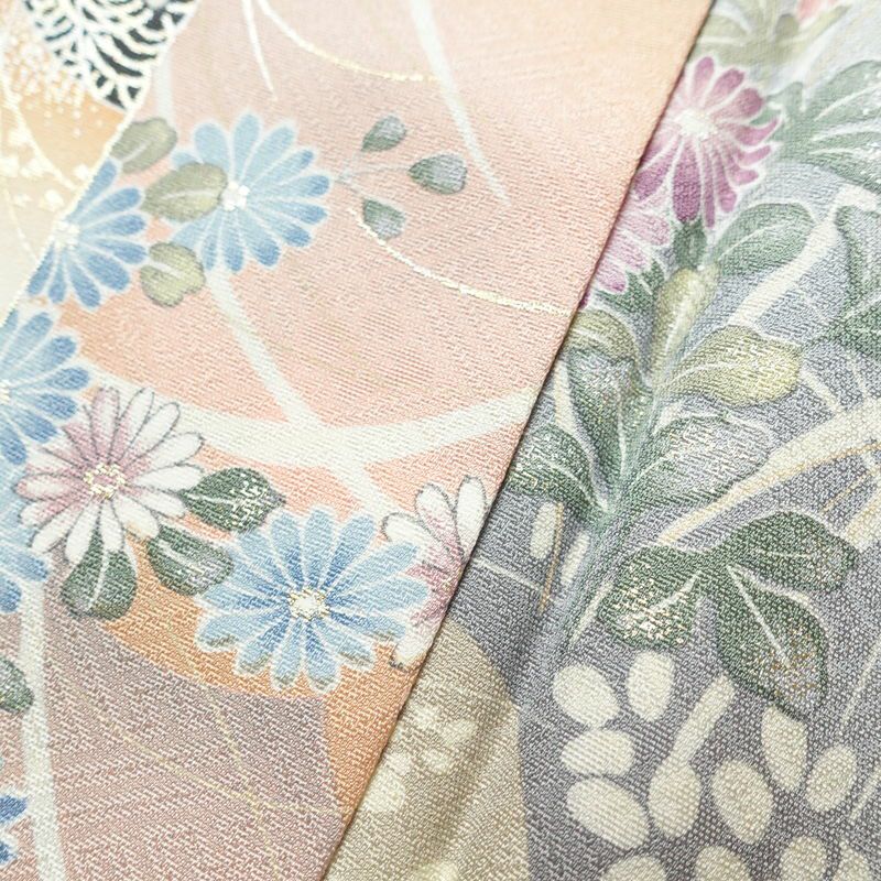 小紋 美品 元禄絵巻 しつけ糸付き 丹後ちりめん 正絹 花柄 袷仕立て 身丈167.5cm 裄丈65.5cm 箔 着物 多色使い_画像11