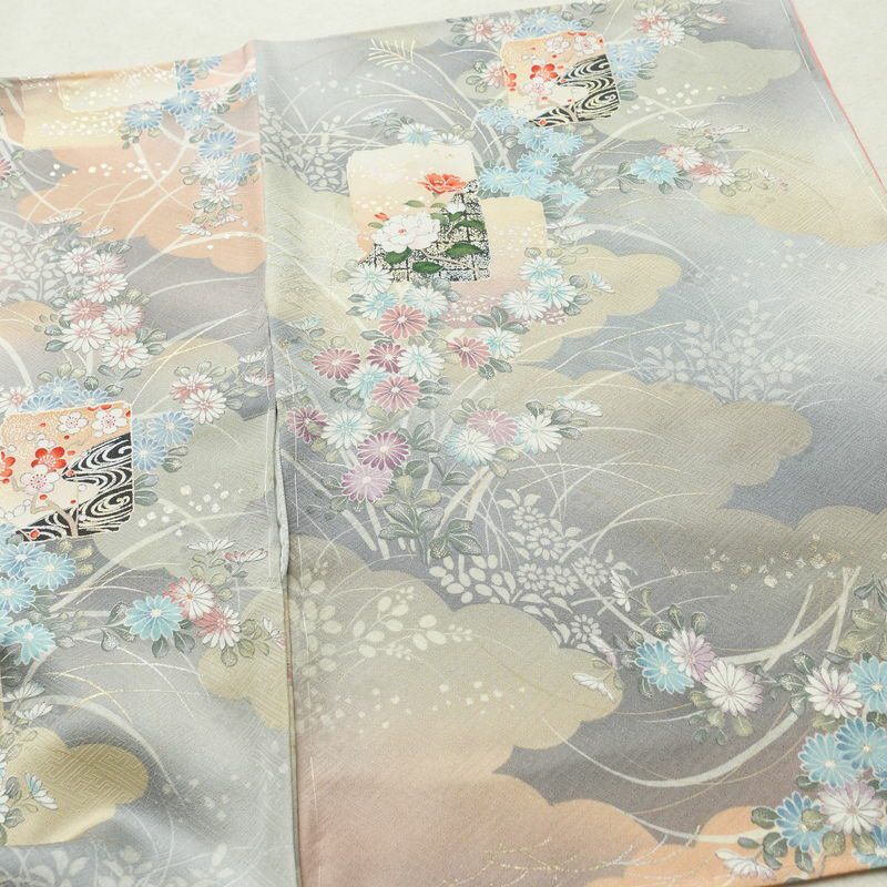 小紋 美品 元禄絵巻 しつけ糸付き 丹後ちりめん 正絹 花柄 袷仕立て 身丈167.5cm 裄丈65.5cm 箔 着物 多色使い_画像14