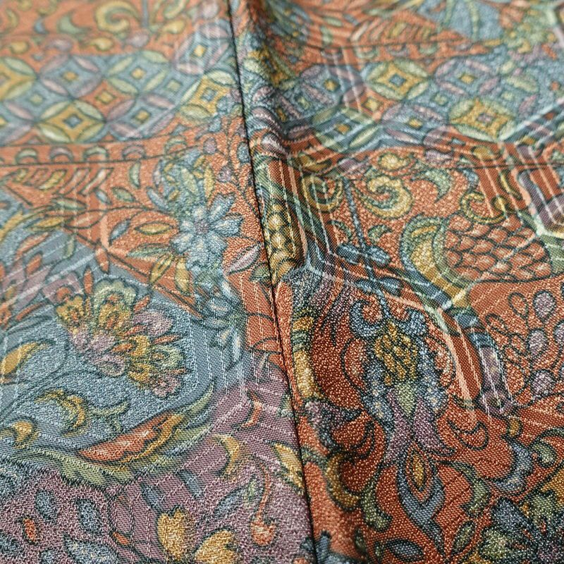 小紋 良品 しつけ糸付き 総柄 ポリエステル 幾何学柄・抽象柄 袷仕立て 身丈158.5cm 裄丈65cm 着物 多色使い_画像10