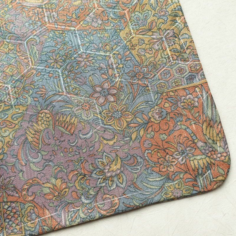 小紋 良品 しつけ糸付き 総柄 ポリエステル 幾何学柄・抽象柄 袷仕立て 身丈158.5cm 裄丈65cm 着物 多色使い_画像15