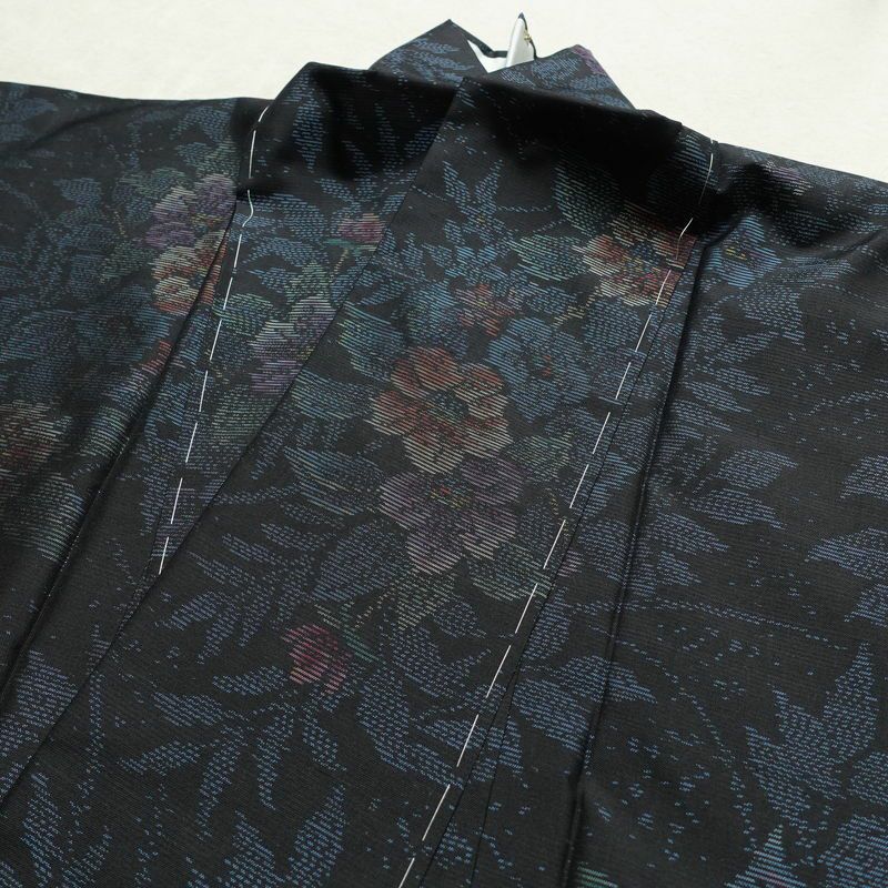 大島紬 良品 アンサンブル しつけ糸付き セット品 正絹 花柄 袷仕立て 身丈170cm 裄丈66cm 着物 青・紺_画像15