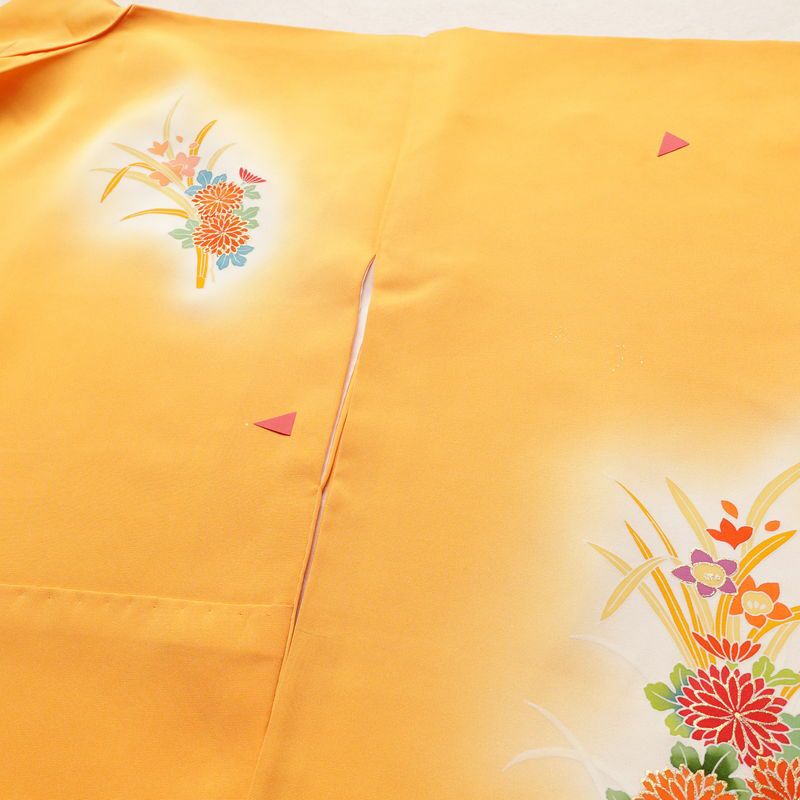 付け下げ 正絹 花柄 袷仕立て 身丈165cm 裄丈64.5cm 箔 金彩 フォーマル 着物 黄・黄土色_画像14