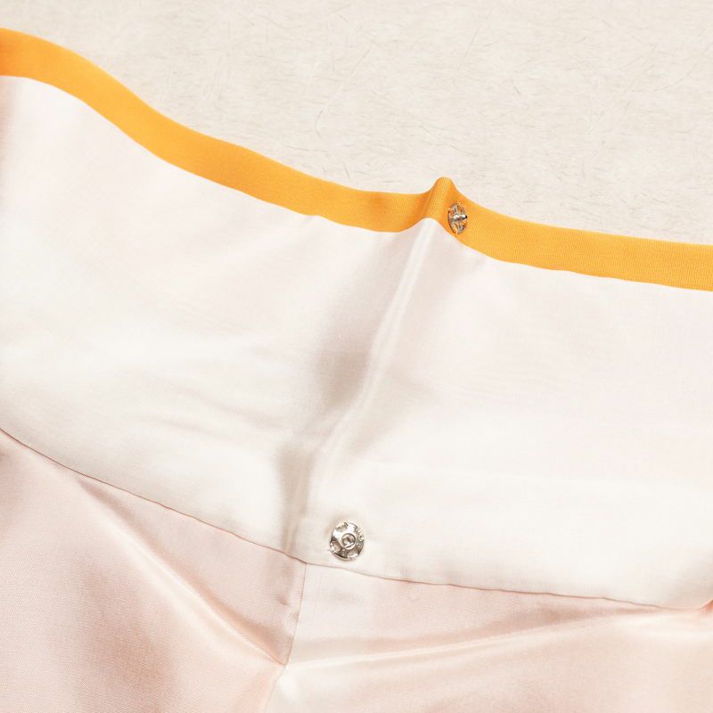 付け下げ 正絹 花柄 袷仕立て 身丈165cm 裄丈64.5cm 箔 金彩 フォーマル 着物 黄・黄土色_画像20