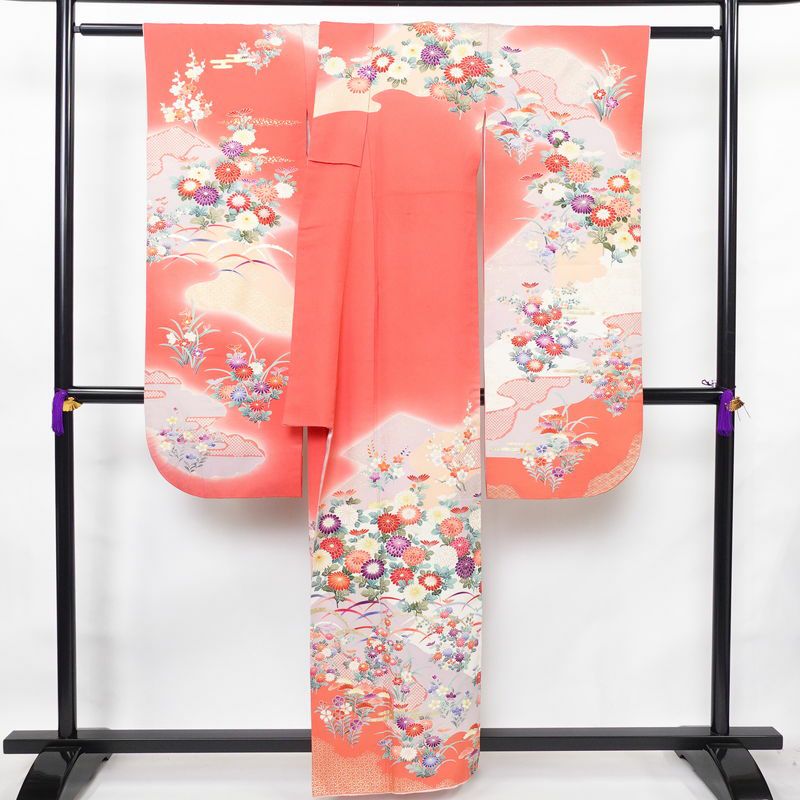 振袖 正絹 花柄 袷仕立て 身丈158cm 裄丈66cm 箔 金彩 フォーマル 二十歳 着物 ピンク_画像2