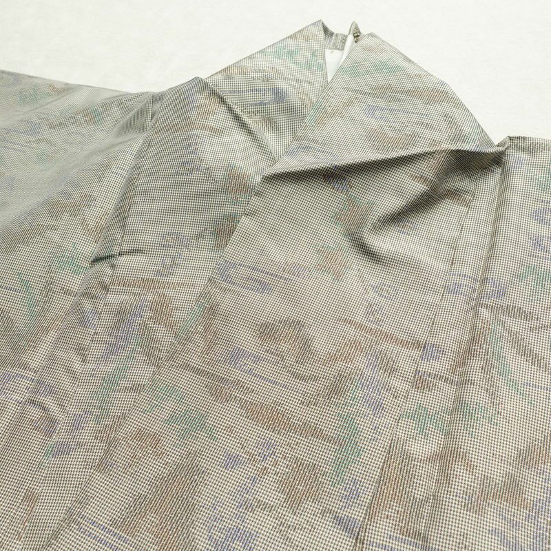 紬 正絹 木の葉・植物柄 袷仕立て 身丈161.5cm 裄丈64.5cm 着物 グレー_画像16