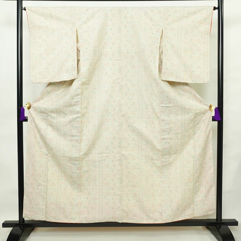 紬 正絹 幾何学柄・抽象柄 袷仕立て 身丈158cm 裄丈65.5cm 着物 白_画像1