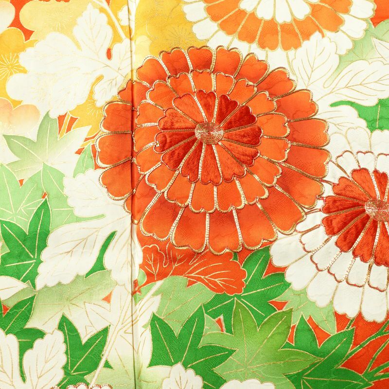 振袖 金駒刺繍 綸子 正絹 花柄 袷仕立て 身丈164cm 裄丈67cm 箔 金彩 フォーマル 着物 橙_画像6
