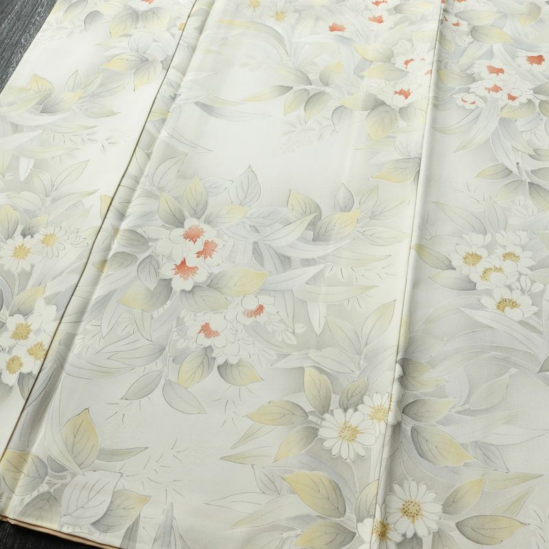 小紋 正絹 花柄 袷仕立て 身丈154.5cm 裄丈64.5cm 箔 着物 グレー_画像4