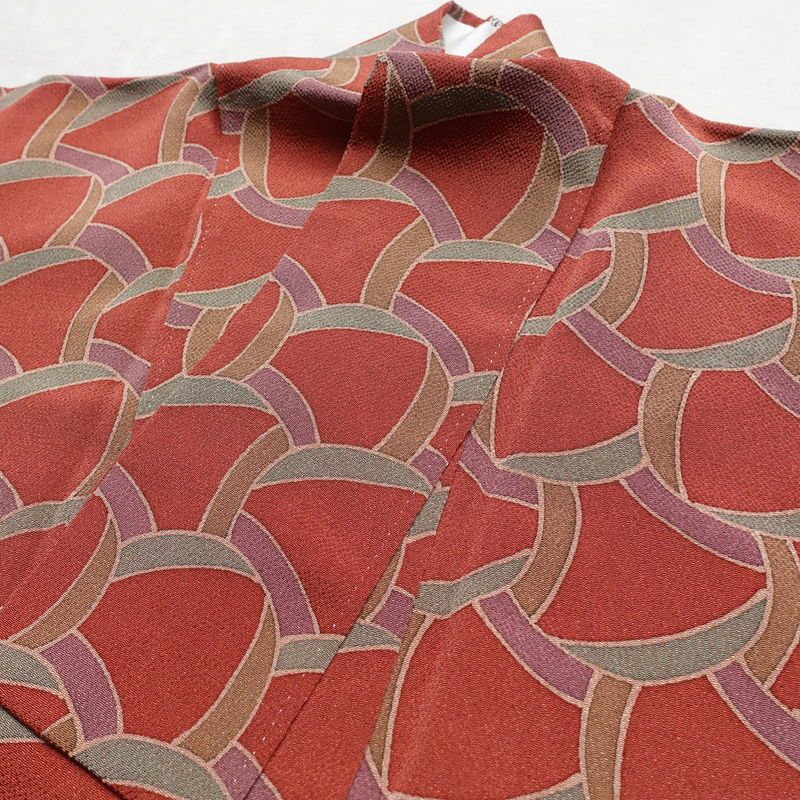 小紋 良品 縮緬 正絹 幾何学柄・抽象柄 袷仕立て 身丈162.5cm 裄丈68cm 一部しつけ糸付き 着物 ピンク_画像16