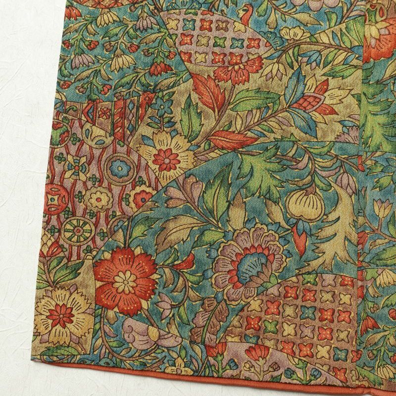 小紋 良品 縮緬 総柄 正絹 幾何学柄・抽象柄 袷仕立て 身丈153cm 裄丈66cm 着物 多色使い_画像12