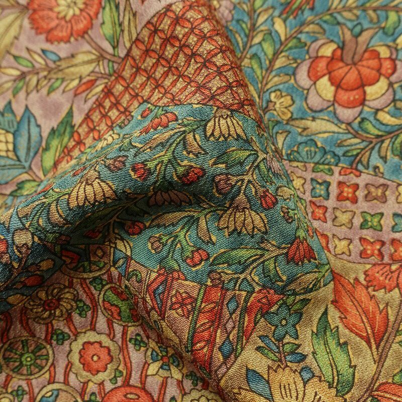 小紋 良品 縮緬 総柄 正絹 幾何学柄・抽象柄 袷仕立て 身丈153cm 裄丈66cm 着物 多色使い_画像21