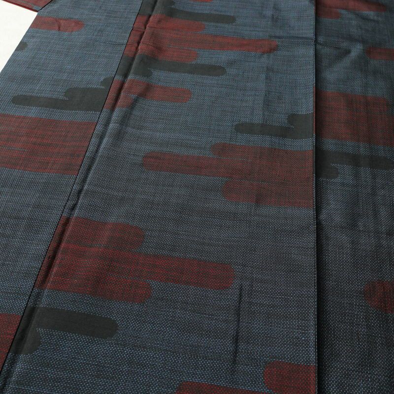 紬 正絹 幾何学柄・抽象柄 袷仕立て 身丈161.5cm 裄丈65.5cm 着物 青・紺_画像5