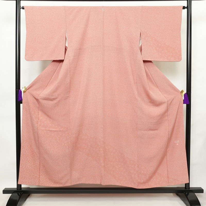 小紋 木下正夫 落款入り 縮緬 一つ紋付き 江戸小紋 付下小紋 正絹 花柄 袷仕立て 身丈152.5cm 裄丈65cm 着物 ピンク_画像1