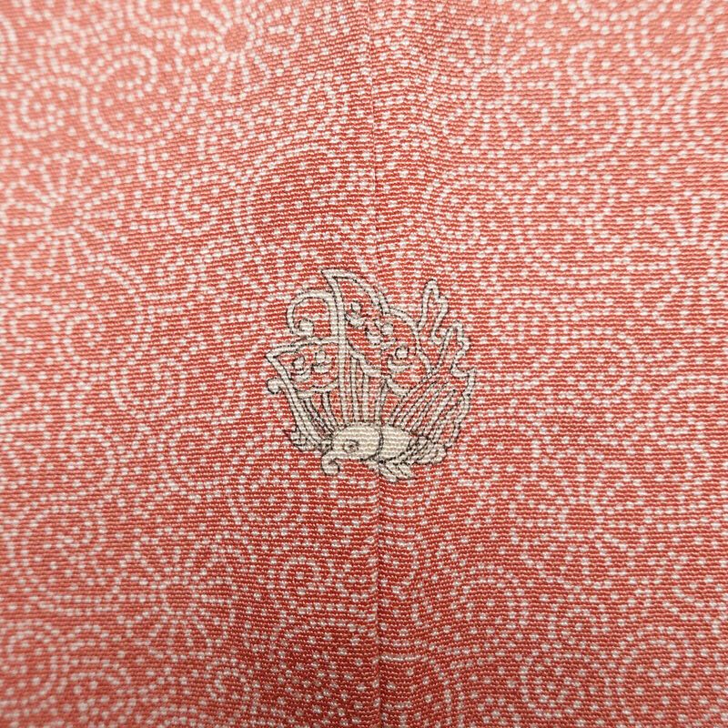 小紋 木下正夫 落款入り 縮緬 一つ紋付き 江戸小紋 付下小紋 正絹 花柄 袷仕立て 身丈152.5cm 裄丈65cm 着物 ピンク_画像14