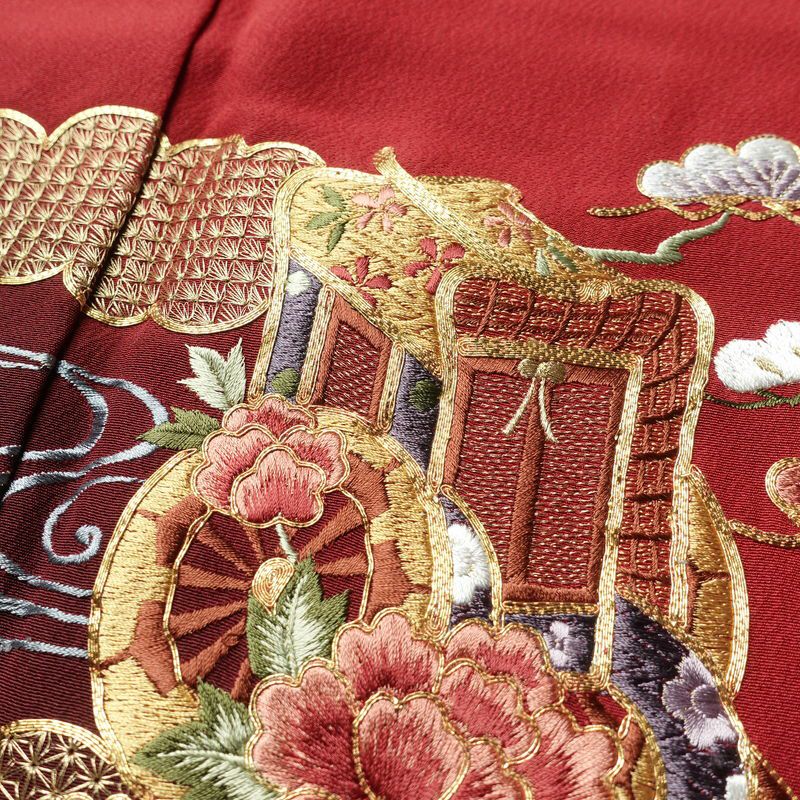 振袖 縮緬 金駒刺繍 正絹 古典柄 袷仕立て 身丈156.5cm 裄丈64cm 刺繍 金糸 フォーマル 着物 赤・朱_画像7