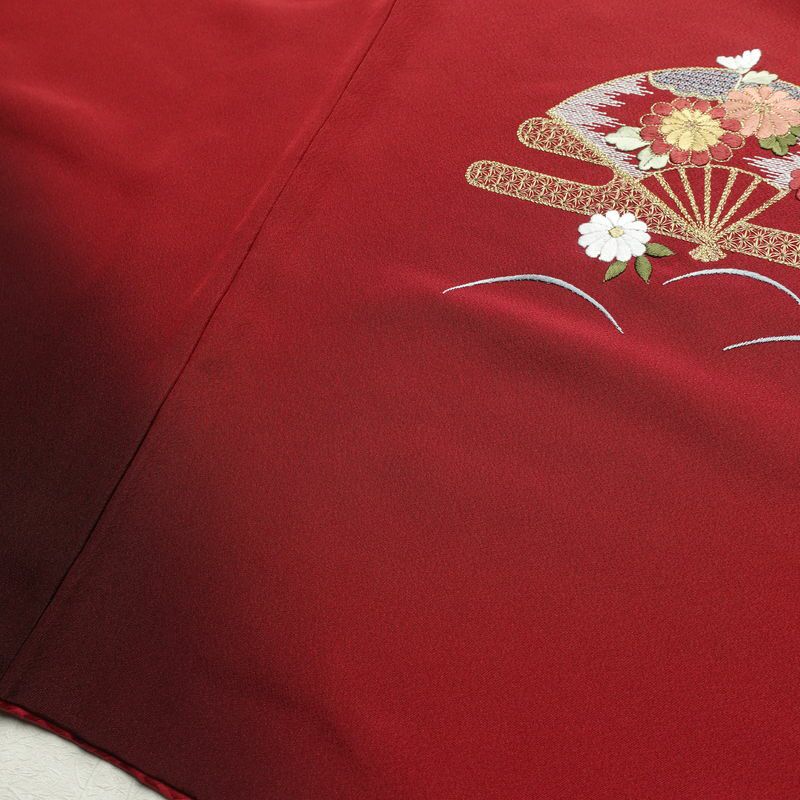 振袖 縮緬 金駒刺繍 正絹 古典柄 袷仕立て 身丈156.5cm 裄丈64cm 刺繍 金糸 フォーマル 着物 赤・朱_画像14