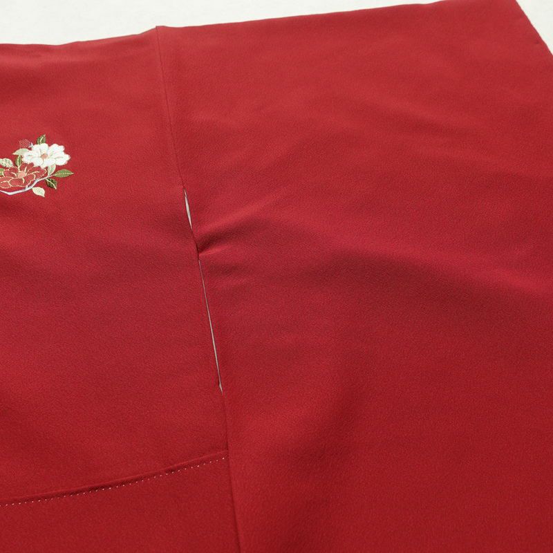 振袖 縮緬 金駒刺繍 正絹 古典柄 袷仕立て 身丈156.5cm 裄丈64cm 刺繍 金糸 フォーマル 着物 赤・朱_画像16