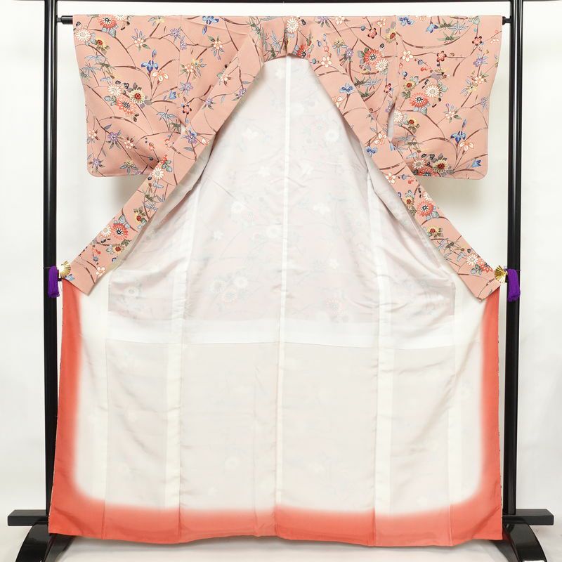 小紋 美品 しつけ糸付き 縮緬 正絹 花柄 袷仕立て 身丈165cm 裄丈65cm 着物 くすみピンク ピンク_画像3