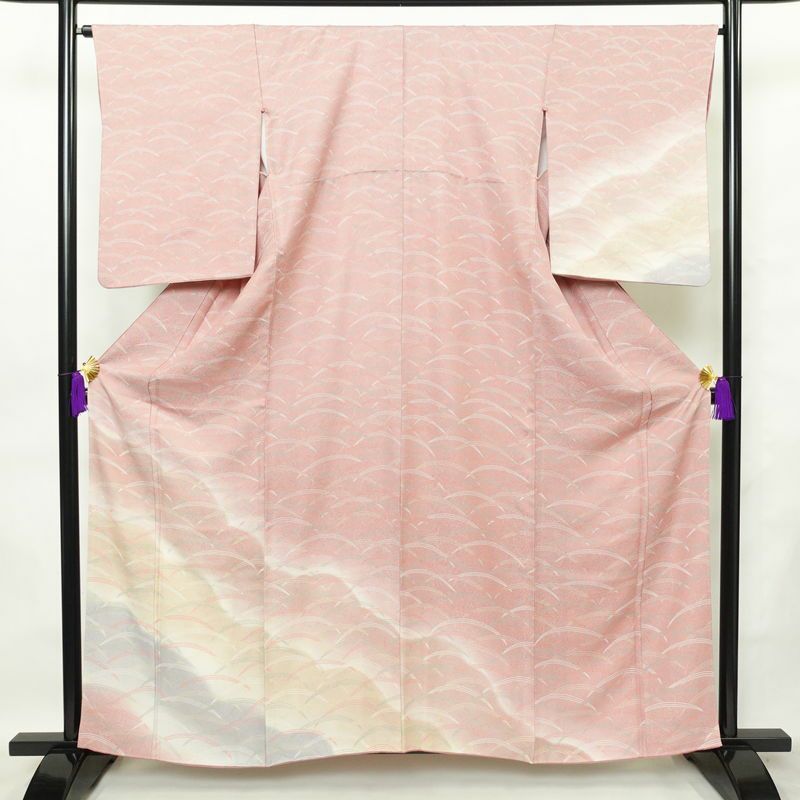 付け下げ 正絹 木の葉・植物柄 袷仕立て 身丈160cm 裄丈66cm フォーマル 芝 着物 ピンク_画像1