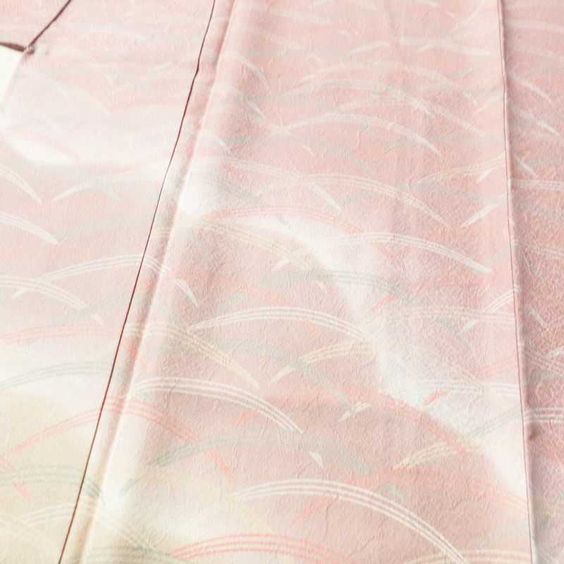 付け下げ 正絹 木の葉・植物柄 袷仕立て 身丈160cm 裄丈66cm フォーマル 芝 着物 ピンク_画像5