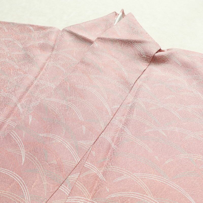 付け下げ 正絹 木の葉・植物柄 袷仕立て 身丈160cm 裄丈66cm フォーマル 芝 着物 ピンク_画像17