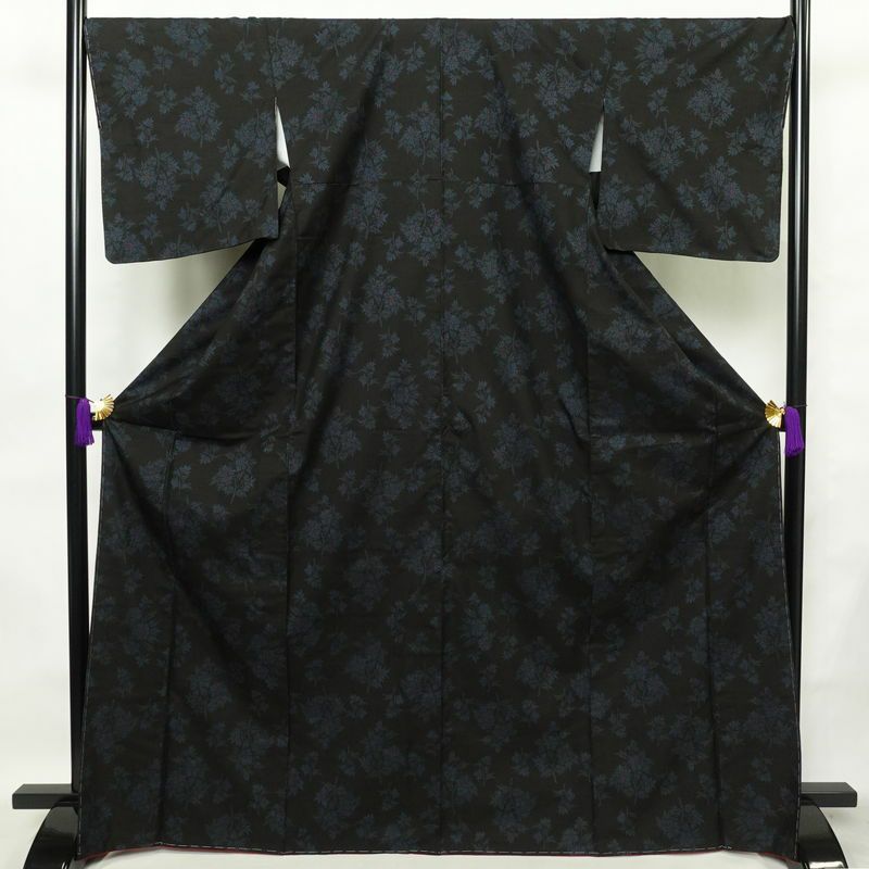 大島紬 しつけ糸付き 正絹 木の葉・植物柄 袷仕立て 身丈170cm 裄丈69.5cm 着物 黒_画像1
