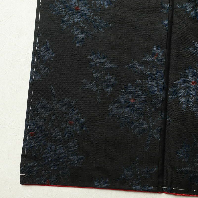 大島紬 しつけ糸付き 正絹 木の葉・植物柄 袷仕立て 身丈170cm 裄丈69.5cm 着物 黒_画像10