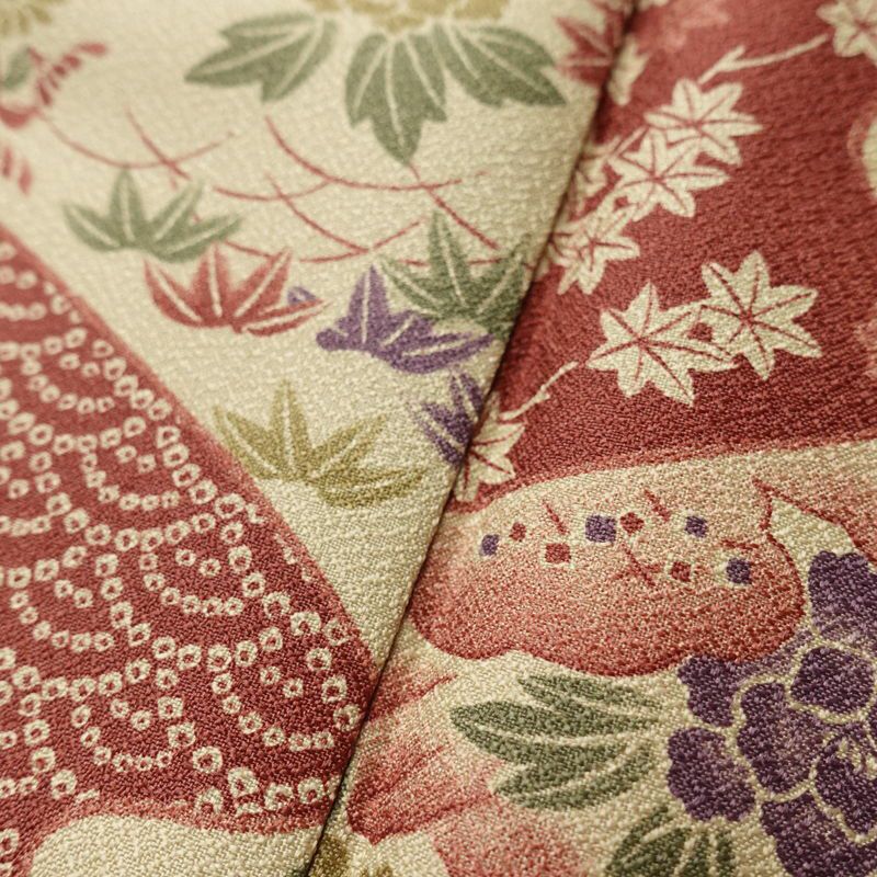 小紋 美品 しつけ糸付き 総柄 ポリエステル 古典柄 袷仕立て 身丈175.5cm 裄丈72cm 着物 小豆・エンジ_画像9