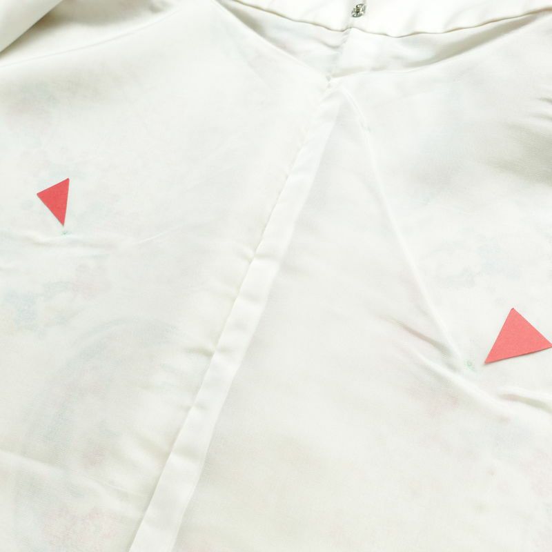 小紋 縮緬 総柄 正絹 花柄 袷仕立て 身丈166cm 裄丈65.5cm 一部しつけ糸付き 着物 クリーム_画像19