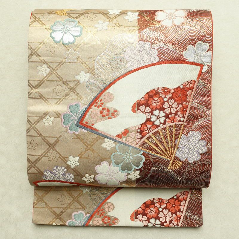 袋帯 全通柄 フォーマル用 正絹 古典柄 箔 金糸 扇子 帯 ベージュ_画像1
