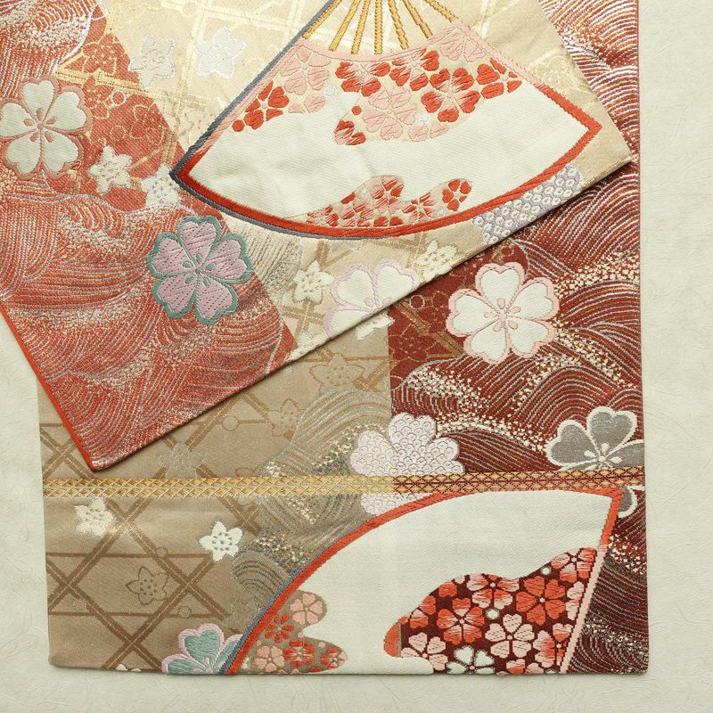 袋帯 全通柄 フォーマル用 正絹 古典柄 箔 金糸 扇子 帯 ベージュ_画像13