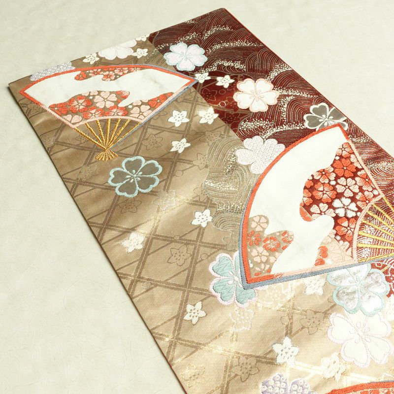 袋帯 全通柄 フォーマル用 正絹 古典柄 箔 金糸 扇子 帯 ベージュ_画像19
