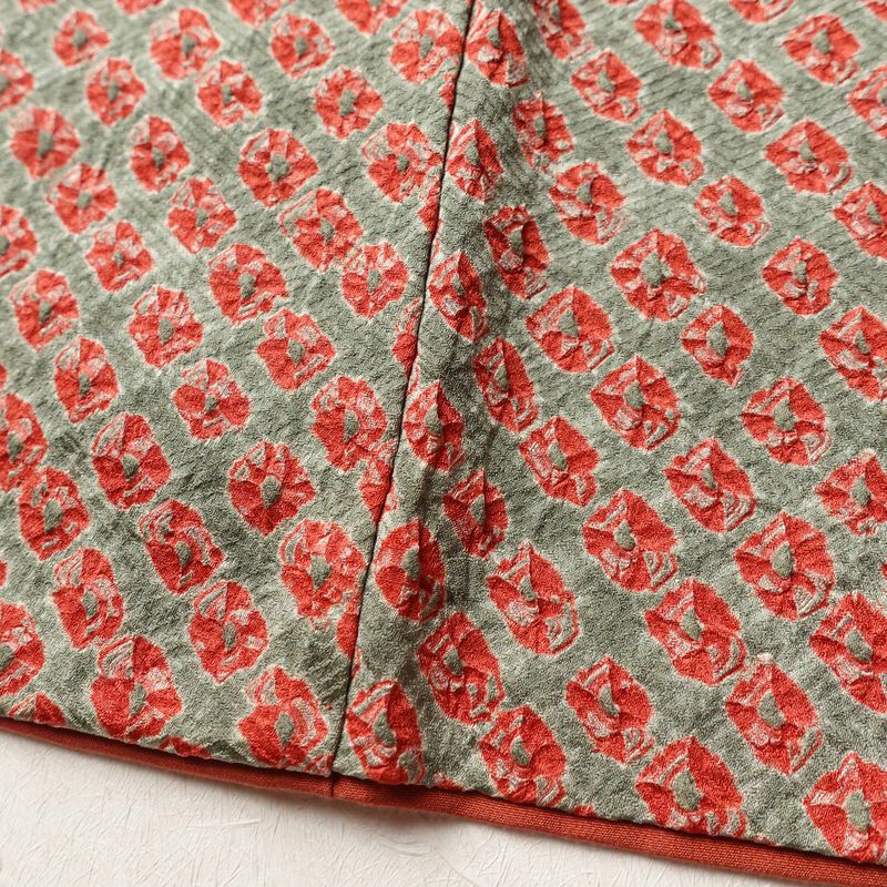 小紋 良品 絞り 総絞り 正絹 古典柄 袷仕立て 身丈164cm 裄丈67.5cm 一部しつけ糸付き 着物 緑・うぐいす色_画像11