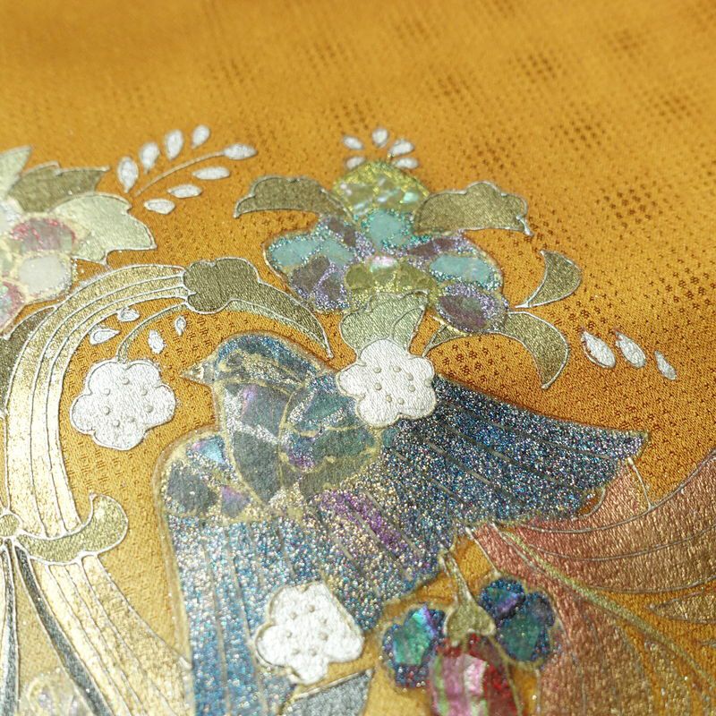 付け下げ 良品 正絹 袷仕立て 身丈158.5cm 裄丈66cm 箔 金彩 着物 黄・黄土色_画像7