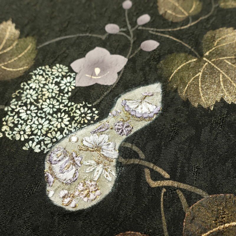 付け下げ 落款入り 正絹 木の葉・植物柄 袷仕立て 身丈157cm 裄丈67cm 箔 刺繍 金彩 フォーマル 着物 緑・うぐいす色_画像7