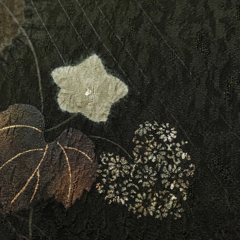 付け下げ 落款入り 正絹 木の葉・植物柄 袷仕立て 身丈157cm 裄丈67cm 箔 刺繍 金彩 フォーマル 着物 緑・うぐいす色_画像10