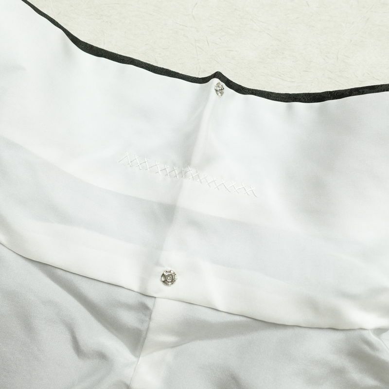 付け下げ 落款入り 正絹 木の葉・植物柄 袷仕立て 身丈157cm 裄丈67cm 箔 刺繍 金彩 フォーマル 着物 緑・うぐいす色_画像19