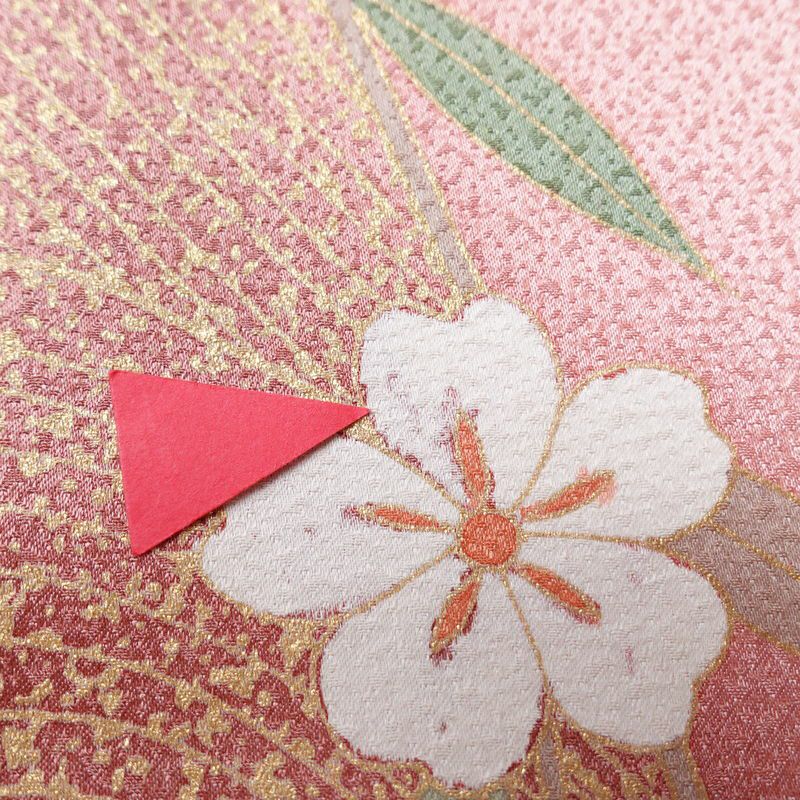 訪問着 良品 しつけ糸付き 正絹 古典柄 袷仕立て 身丈160.5cm 裄丈66cm 箔 共八掛 金彩 フォーマル 着物 ピンク_画像9