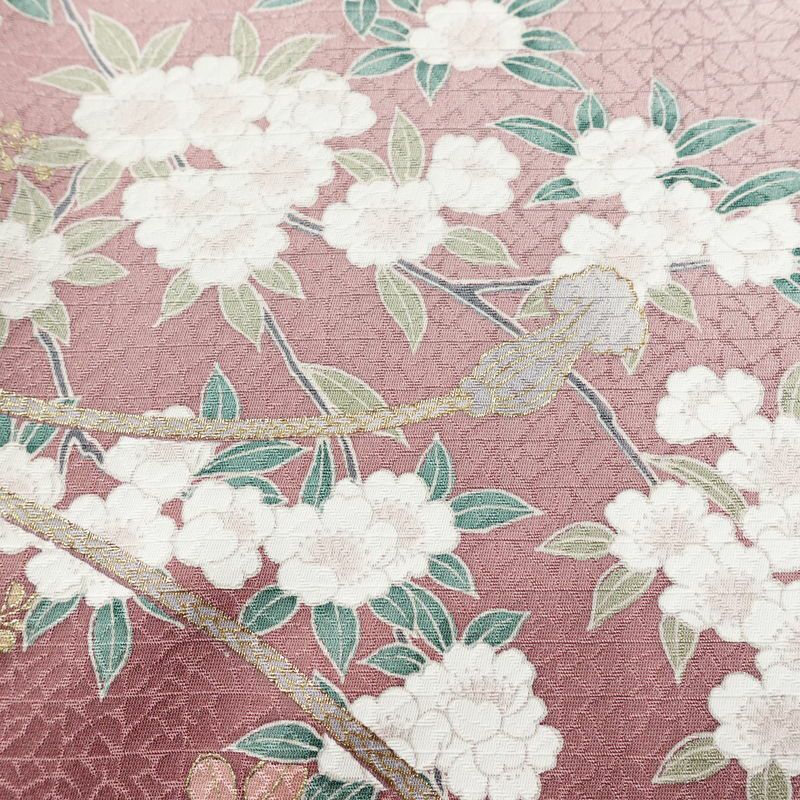 訪問着 良品 しつけ糸付き 綸子 正絹 古典柄 袷仕立て 身丈166cm 裄丈69.5cm 箔 金彩 フォーマル 着物 紫・藤色_画像10