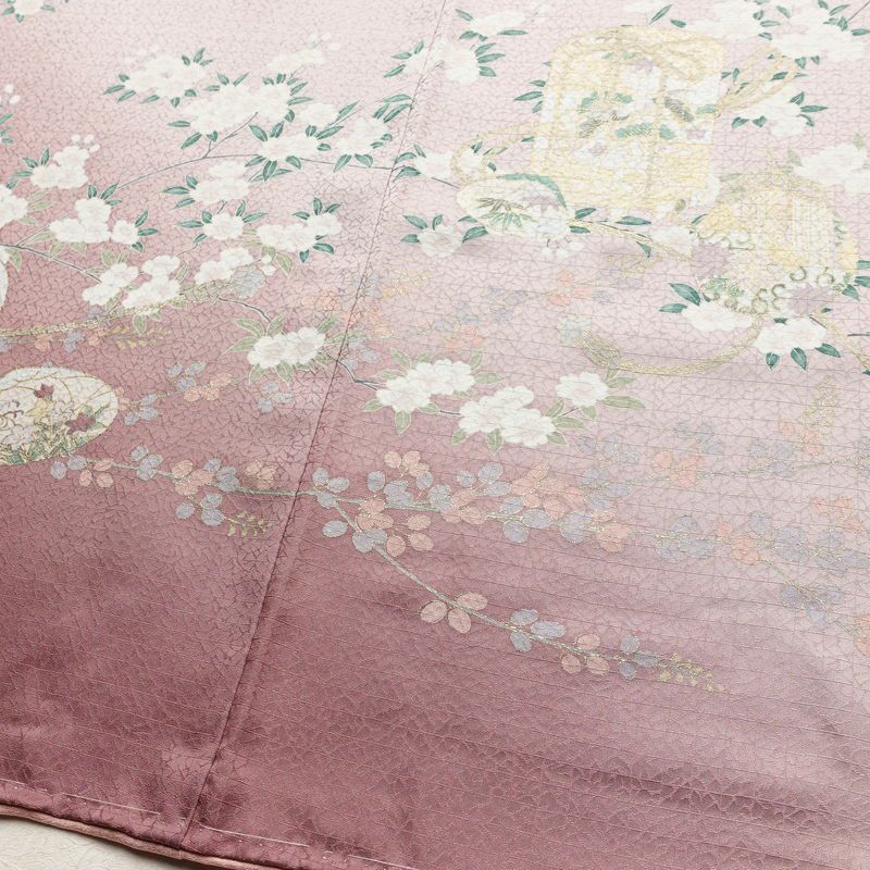 訪問着 良品 しつけ糸付き 綸子 正絹 古典柄 袷仕立て 身丈166cm 裄丈69.5cm 箔 金彩 フォーマル 着物 紫・藤色_画像12