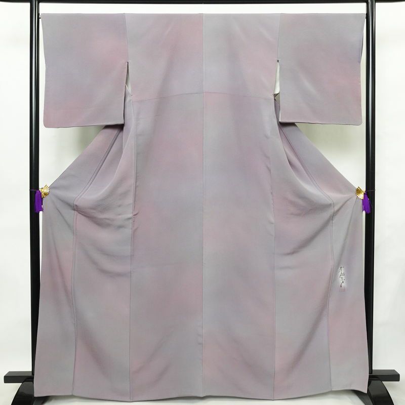 小紋 良品 斉藤三才 落款入り 縮緬 正絹 その他の柄 袷仕立て 身丈166cm 裄丈67cm 着物 紫・藤色_画像1
